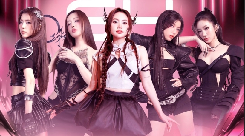 Nhóm nhạc toàn năng – Em xinh Best 5 gồm Phương Mỹ Chi, Lyhan, Bích Phương, Orange và Lamoon. Ảnh: Tri Thức