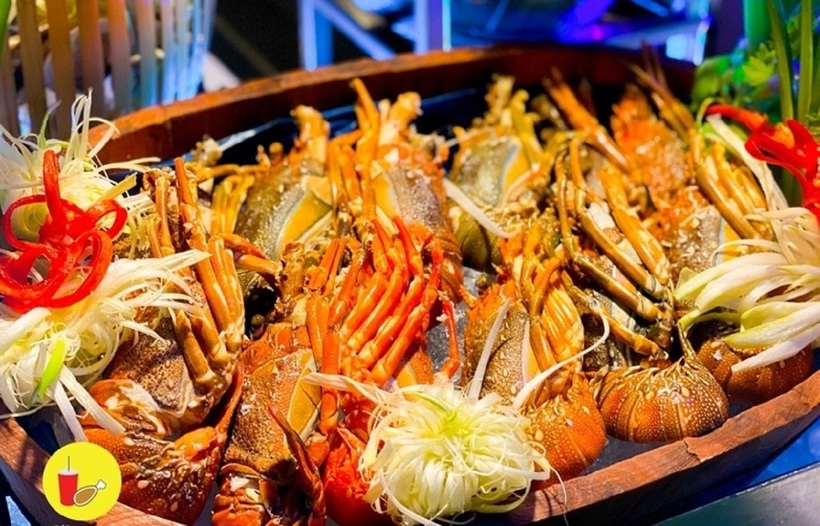 Top nhà hàng buffet có tôm hùm ngon, nổi tiếng ở TP.HCM - 2