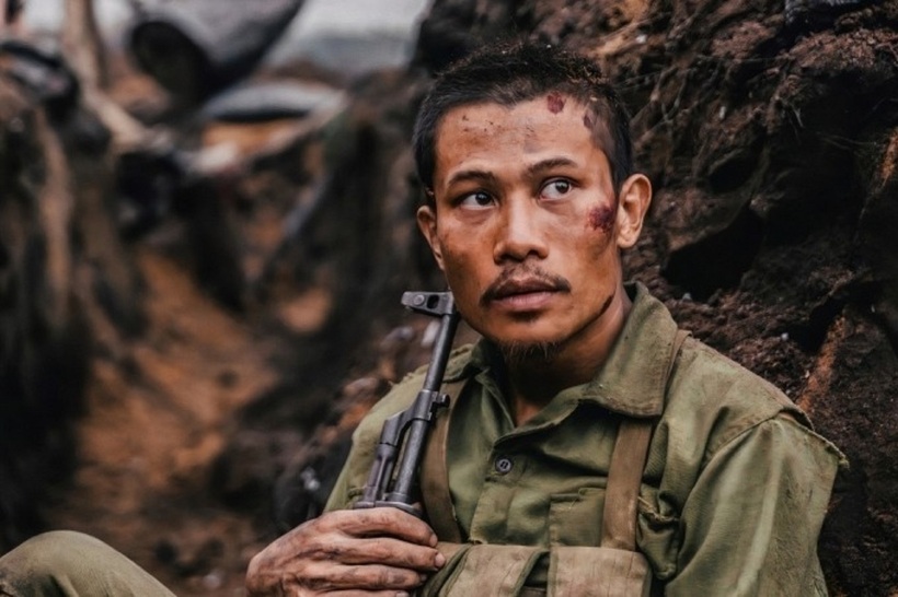 Một cảnh trong phim "Mưa đỏ". (Ảnh: Galaxy).