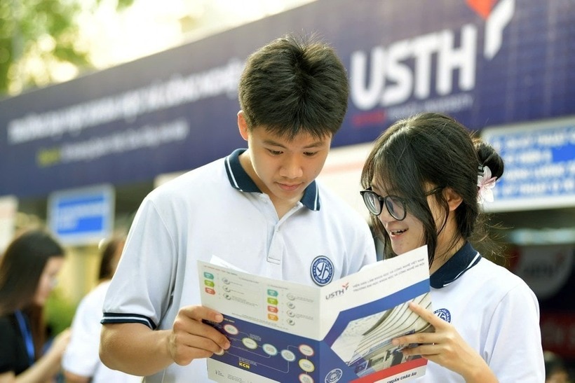 Từ ngày 1/9, căn cứ tình hình thực tế, các trường sẽ triển khai đợt xét tuyển bổ sung, kéo dài đến cuối tháng 12/2025. Ảnh: Báo Hà Nội mới.