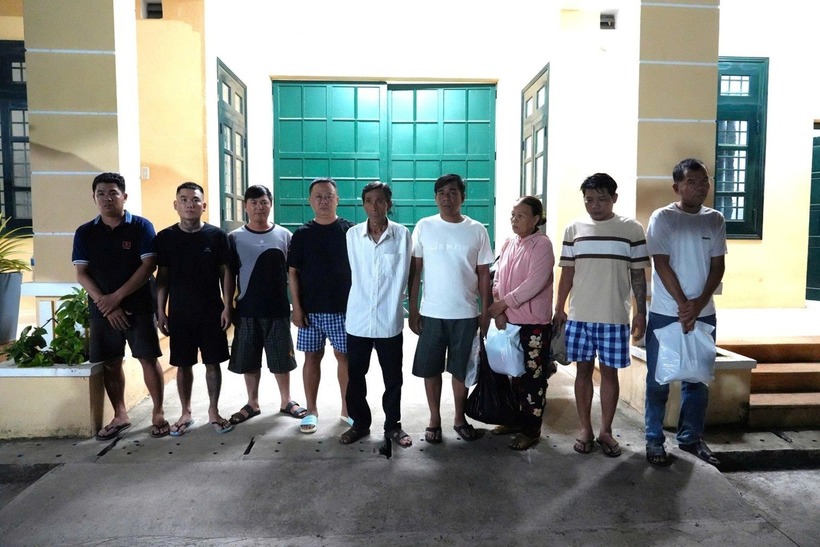 Phát hiện các đối tượng "sát phạt" trong rẫy vắng ở Lâm Đồng. Ảnh: Dân Việt