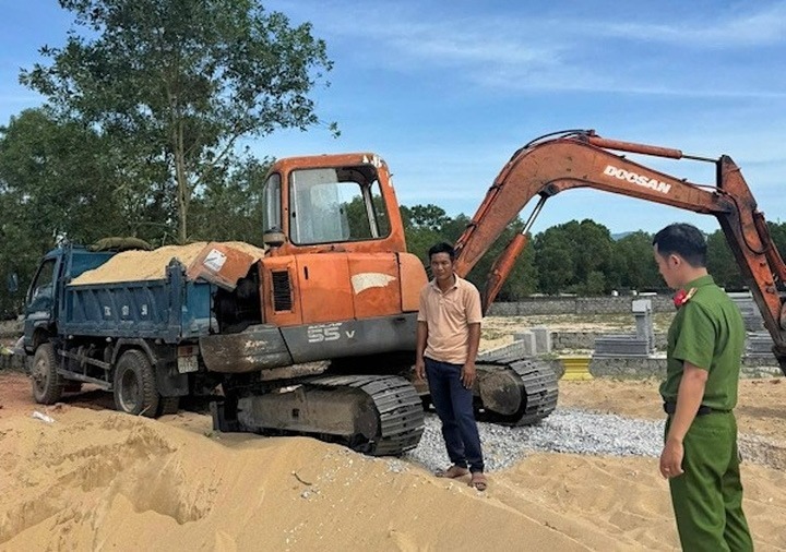 Võ Thái Sơn bị khởi tố vì hành vi vi phạm quy định về khai thác tài nguyên. (Ảnh: Công an Quảng Trị)