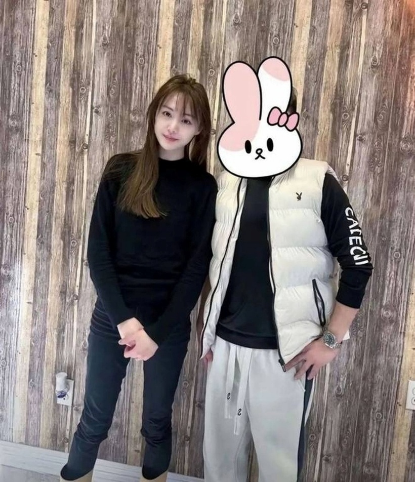 Thời gian qua, nữ diễn viên hiếm hoi xuất hiện trên mạng xã hội.