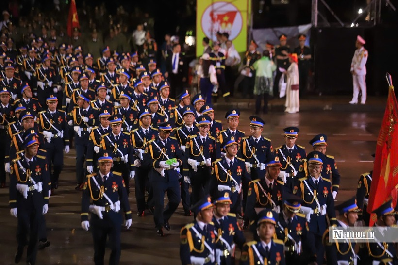 Khối quân nhân Trung Quốc luyện tập trên Quảng trường Ba Đình - 16