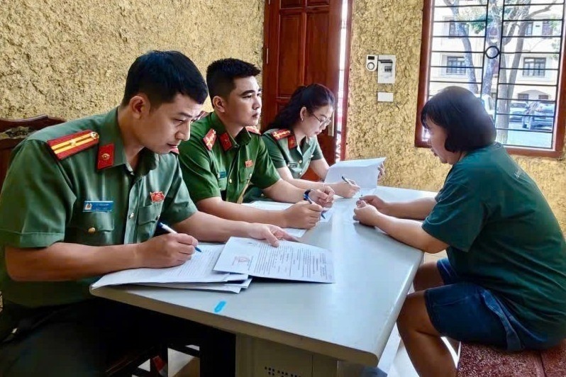 Cơ quan Công an làm việc với đối tượng Thương. Ảnh: Tiền Phong