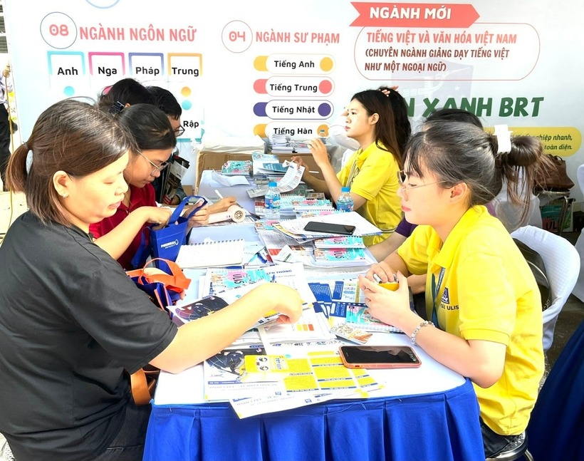 Năm 2025, có hơn 852.000 thí sinh đăng ký dự thi với tổng số nguyện vọng lên tới hơn 7,6 triệu.