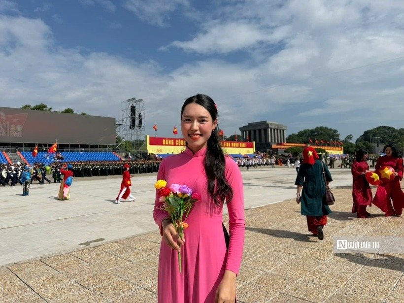 Quàng Vân Khánh (SN 2002) - học viên Học viện An ninh nhân dân tham gia khối đứng quần chúng công an.