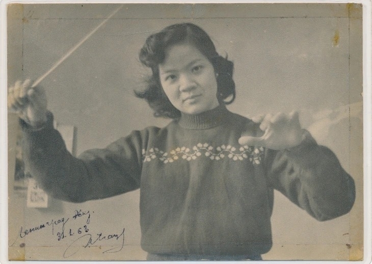 Chân dung bà Bình Trang thời trẻ. Ảnh: Tuổi trẻ