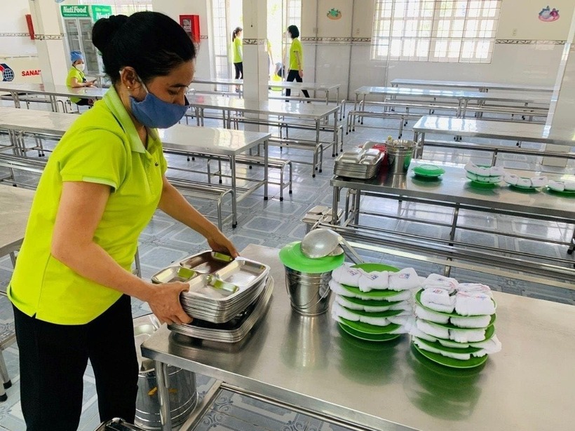 Giám đốc Sở GD&ĐT tỉnh Lâm Đồng, khẳng định sở không ban hành bất kỳ văn bản nào yêu cầu tạm dừng hoặc không tổ chức bán trú trong năm học 2025-2026. Ảnh minh họa