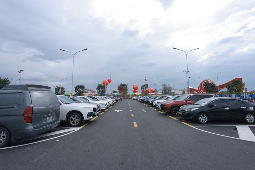 Đón gần 1,2 triệu lượt khách sau 3 ngày mở cửa: Trung tâm Triển lãm Việt Nam “gây sốt” với tiêu chuẩn vận hành chuyên nghiệp - 5
