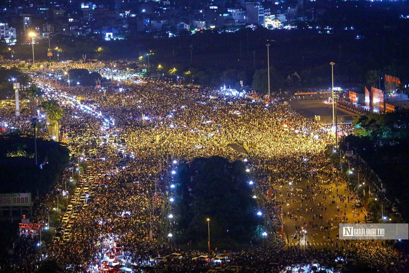 Mãn nhãn màn pháo hoa rực rỡ chào mừng 80 năm Quốc khánh - 19