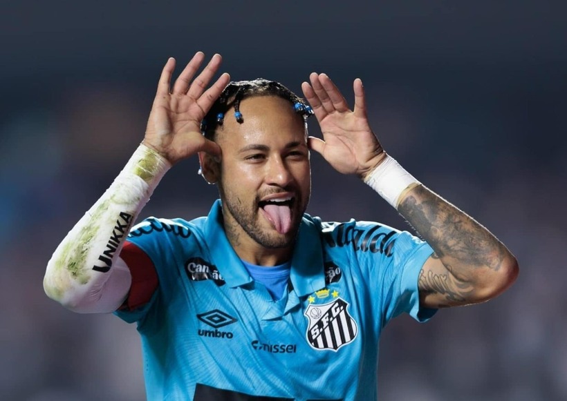 Neymar bất ngờ được thừa kế 1 tỷ USD từ người lạ chưa gặp mặt. Ảnh: Gazeta Press.