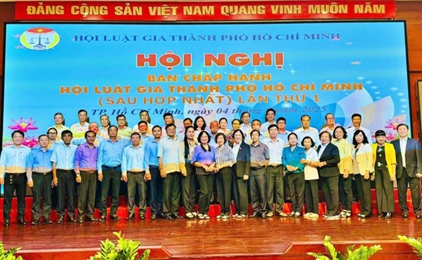 Các đại biểu tham dự hội nghị.