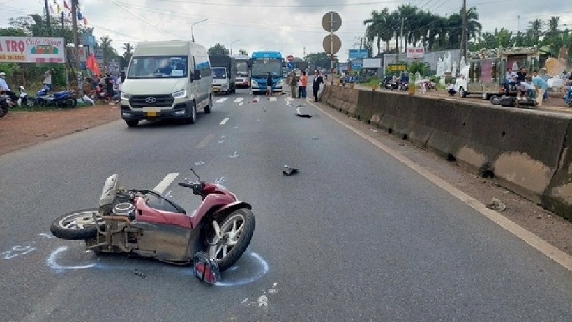 Hiện trường vụ tai nạn. Ảnh: Báo Thanh niên.