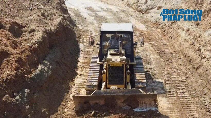 Nhiều đoạn tuyến có máy móc nhưng hoạt động cầm chừng