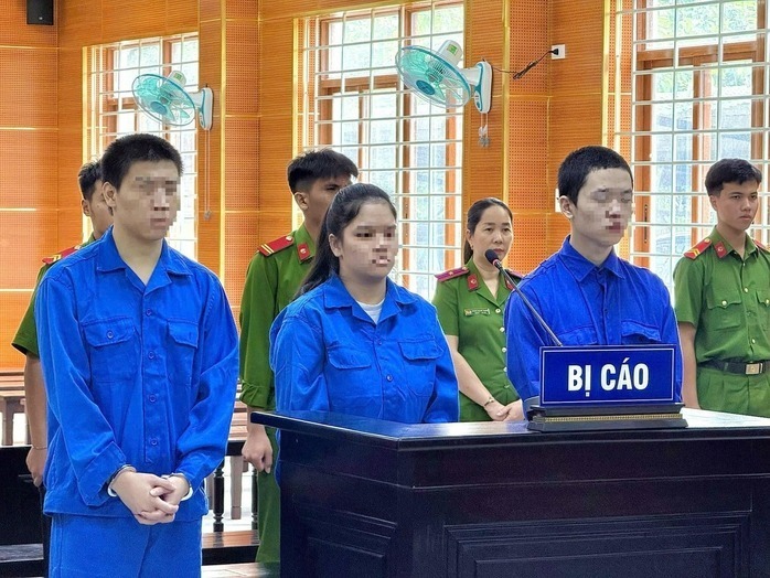 3 bị cáo tại phiên tòa. Ảnh: Người lao động