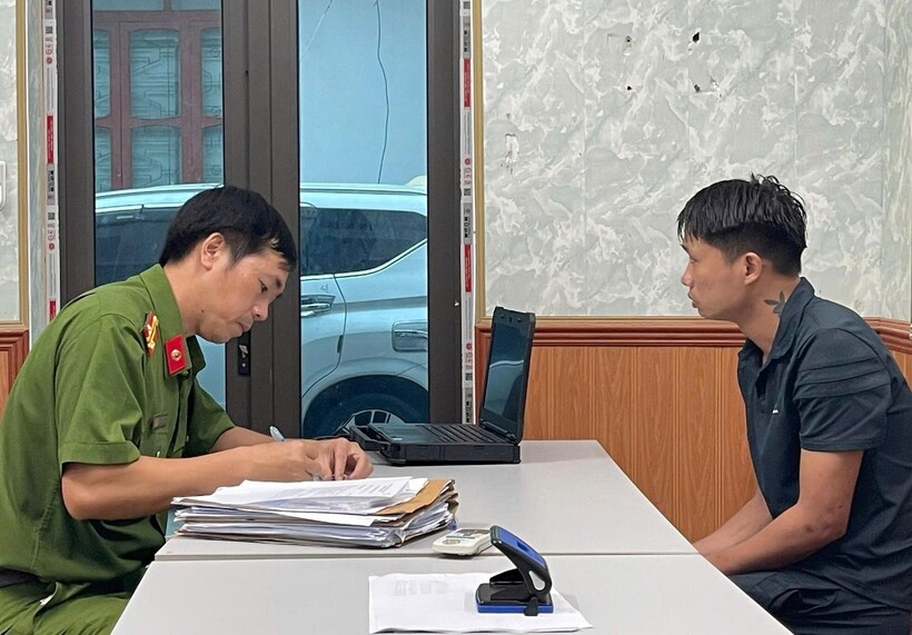 Đối tượng Đoàn Văn Nguyên tại cơ quan công an. Ảnh: Công an TP Hải Phòng.
