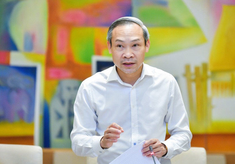 ĐBQH Phan Đức Hiếu - Ủy viên Ủy ban Kinh tế và Tài chính.