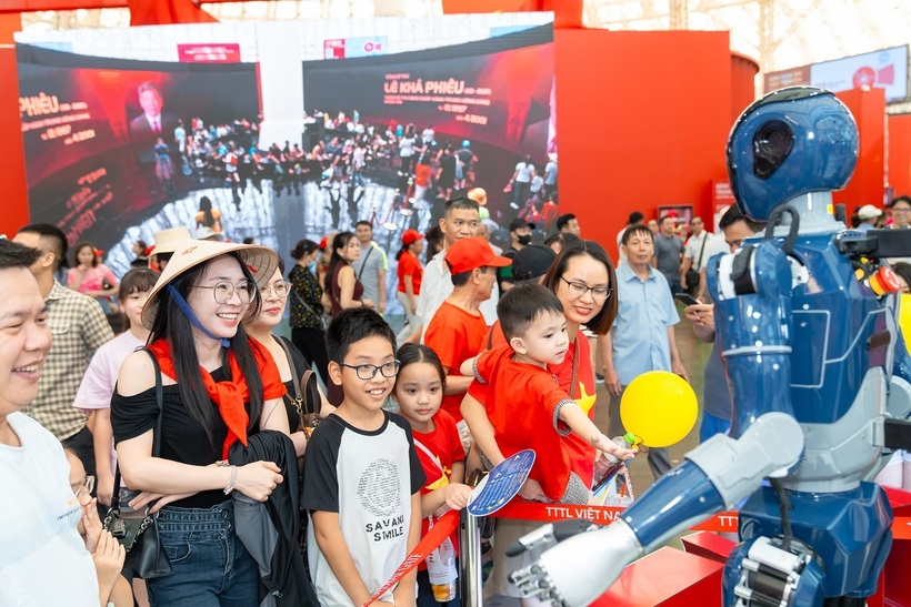 Chỉ còn 5 ngày để khám phá triển lãm lớn nhất lịch sử với những trải nghiệm có 1-0-2  - 9