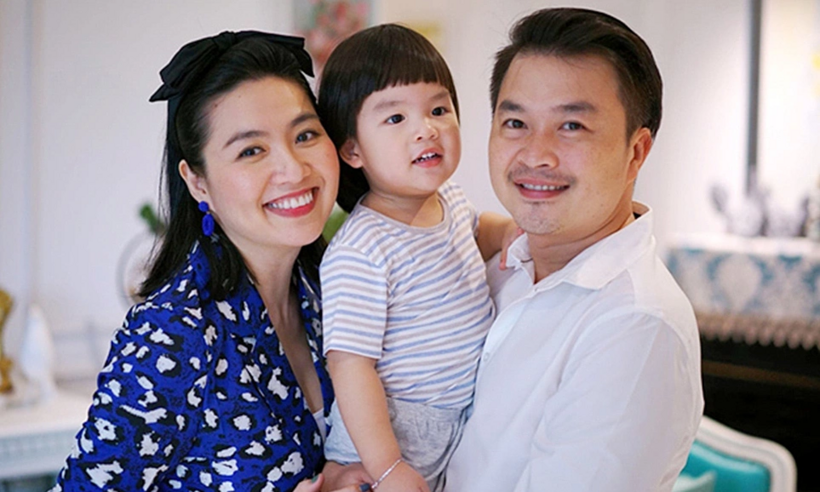 Lê Khánh  được ngưỡng mộ bởi mái ấm bình yên.