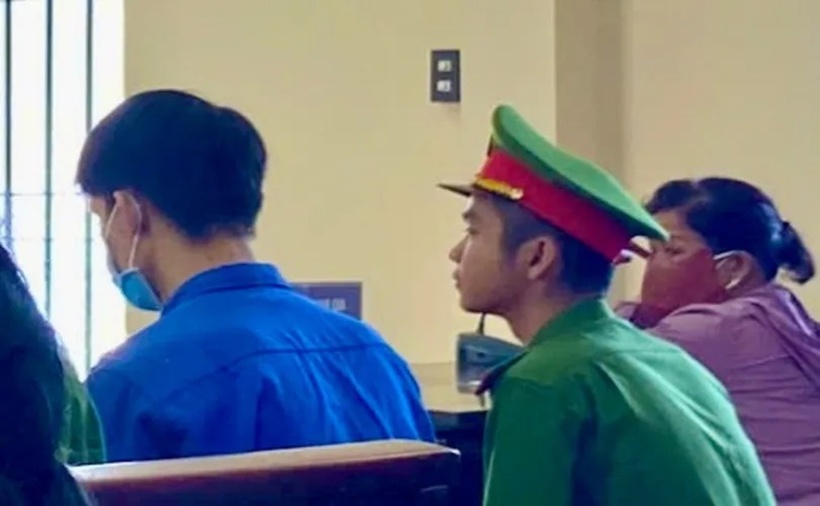 Nam bác sĩ tại phiên tòa. (Ảnh: PLO)