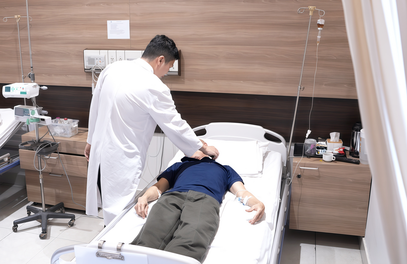 Cụ ông 72 tuổi mắc 3 loại ung thư cùng lúc, hồi phục tốt Ảnh: BSCC