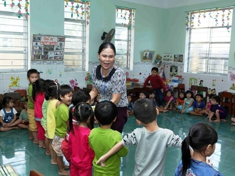 Trong thời gian thực hiện chế độ nghỉ hưu ở tuổi cao hơn theo quy định, nhà giáo không giữ chức vụ quản lý. Ảnh minh họa