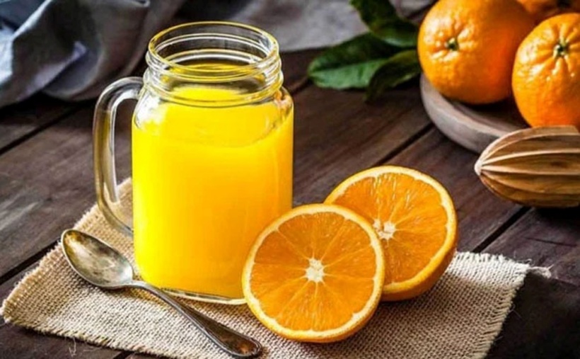 Hàm lượng folate trong nước cam cần thiết để tổng hợp ADN và chuyển hóa các axit amin, điều cần thiết để ngăn ngừa tăng huyết áp. Ảnh minh họa.