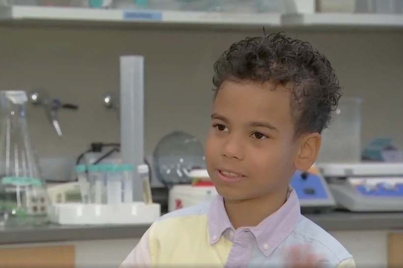 Thần đồng 9 tuổi Aiden Wilkins. Ảnh: VnExpress