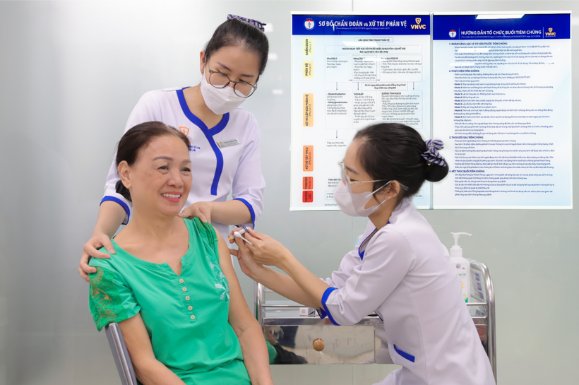 VNVC có hệ thống gần 240 trung tâm tiêm chủng trên khắp cả nước, phục vụ hàng chục triệu liều vắc xin chất lượng cao, bảo vệ sức khỏe cho trẻ em và người lớn trong suốt gần 10 năm qua. Ảnh: Mộc Thảo