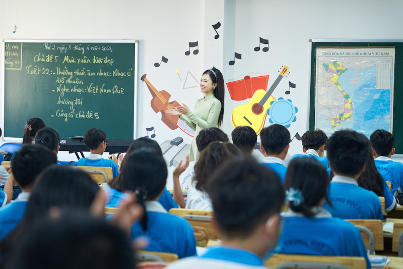 Huy động “người giỏi” ngoài lực lượng nhà giáo tham gia giảng dạy. Ảnh minh họa