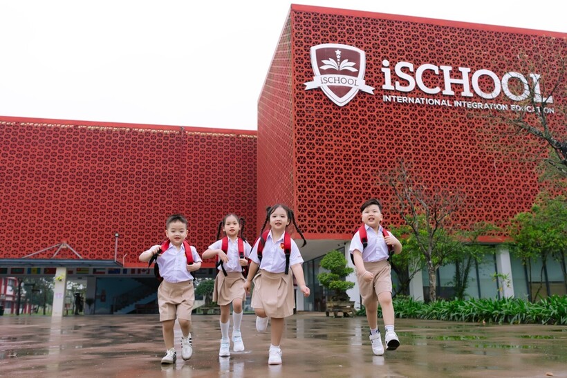 Học sinh Ischool Quảng Trị để lại dấu ấn trên hàng loạt cuộc thi quốc gia và quốc tế - 4