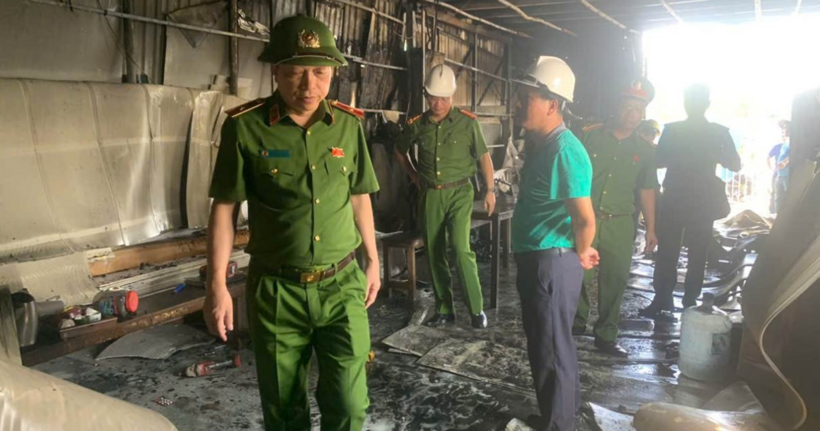 Thiếu tướng Nguyễn Hồng Ky, Phó Giám đốc Công an TP Hà Nội, trực tiếp chỉ đạo tại hiện trường.