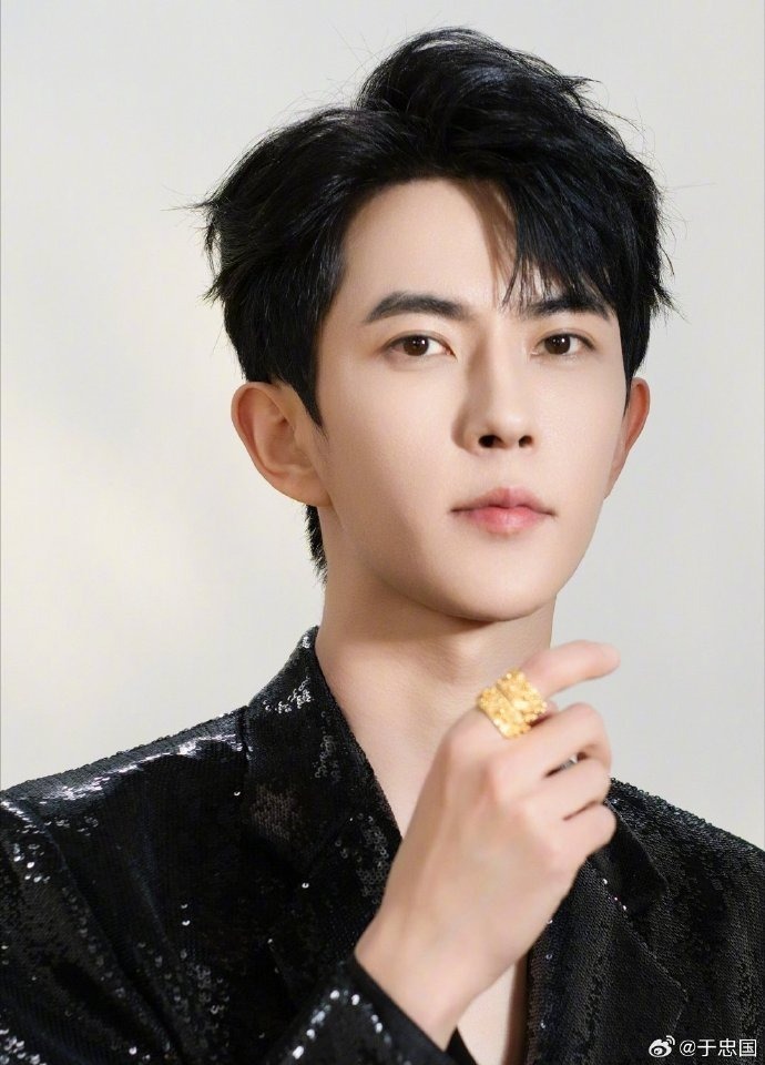 Sự ra đi của Vu Mông Lung được cho là còn nhiều uẩn khúc. (Ảnh: Weibo)