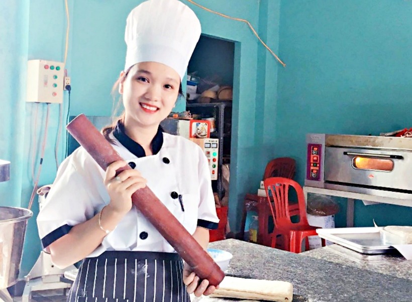 Sau gần 10 năm nỗ lực không ngừng, chị Hạnh đã xây dựng thành công một cơ sở sản xuất bánh với doanh thu gần 4 tỷ đồng/năm. Ảnh: VietNamnet