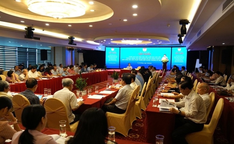 Nhiều ý kiến tại Hội nghị nhấn mạnh vai trò của luật gia trong nâng cao hiệu quả thi hành pháp luật.
