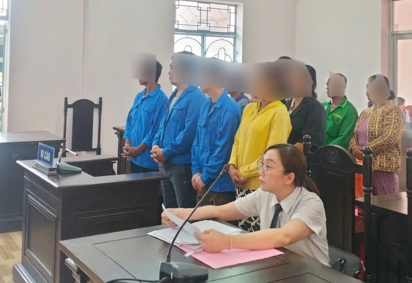 Các bị cáo tại phiên xét xử. Ảnh: Công Lý