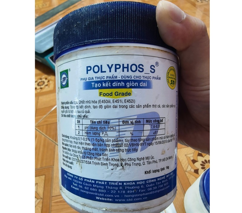 Phụ gia đối tượng Khải cho vào khi chế biến. Ảnh: Báo Lào Cai.