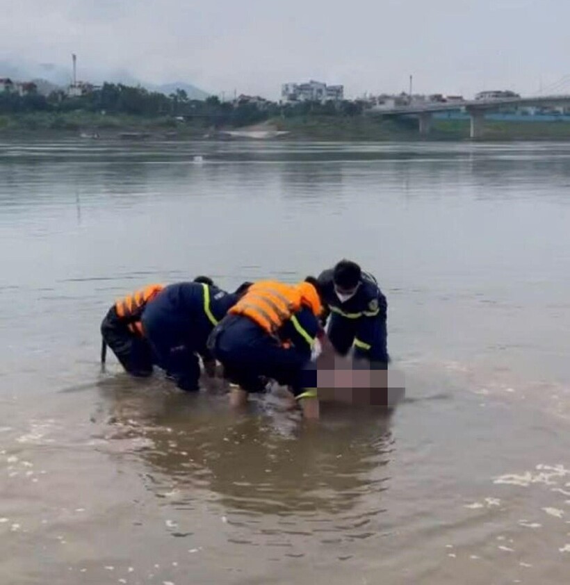 Thi thể nạn nhân được tìm thấy. Ảnh: Công an tỉnh Phú Thọ.