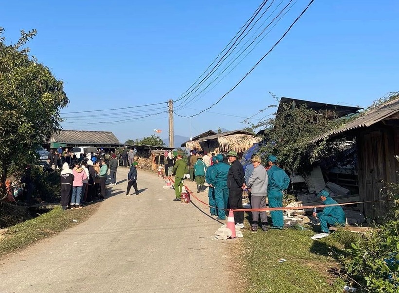 Hiện trường vụ Vũ Văn Hảo lái xe tải tông vào nhà dân khiến 6 người tử vong. (Ảnh: Tiền phong)