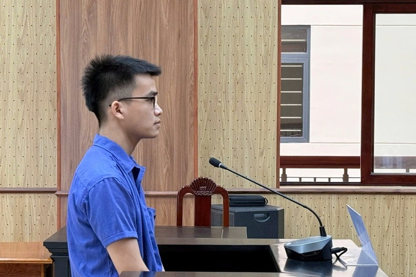 Bị cáo Nguyễn Hữu Minh tại phiên tòa. (Ảnh: Dân trí)