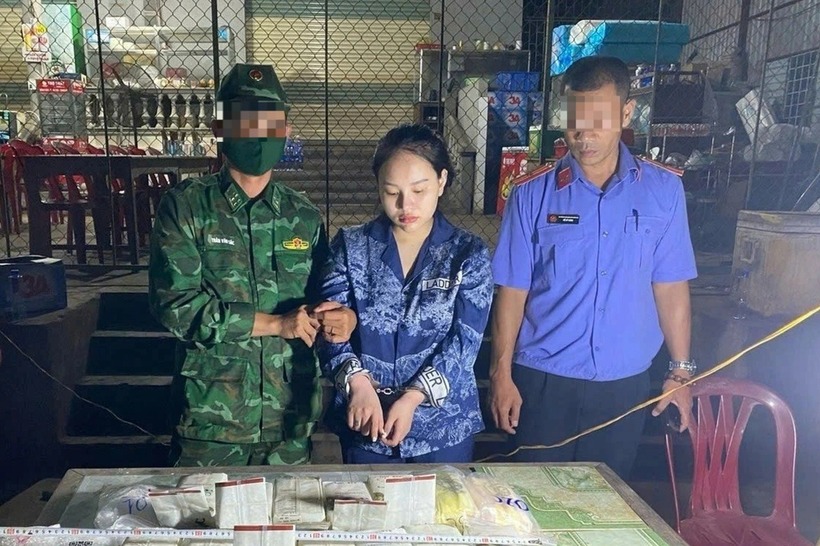 Nguyễn Yến Nhi tại thời điểm bị bắt giữ. Ảnh: Báo Dân trí.