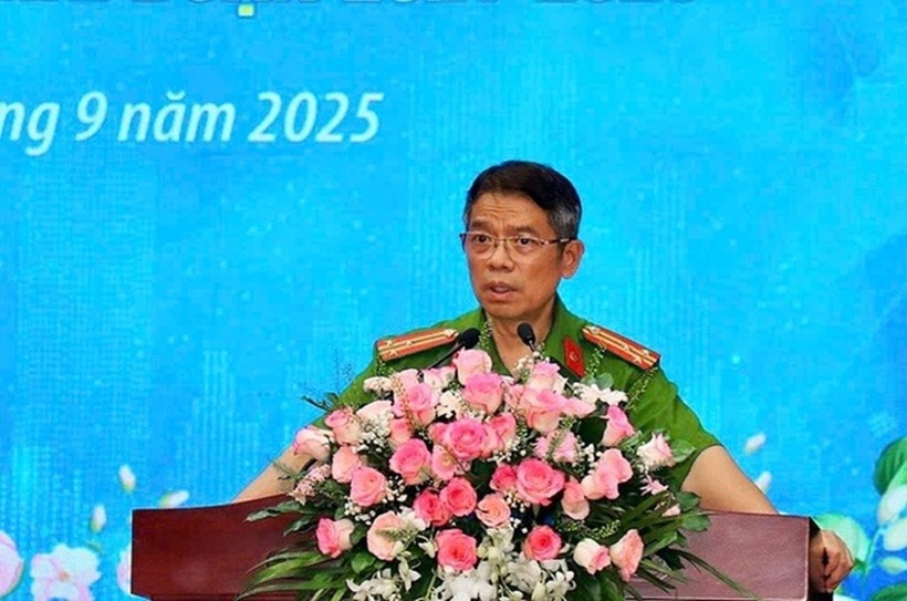 Thượng tá Lê Duy Sâm, Phó Trưởng phòng Cảnh sát hình sự (Công an TP.HCM) thông tin tại hội nghị.