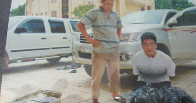 Tráng A Tàng bị bắt giữ cùng tang vật.