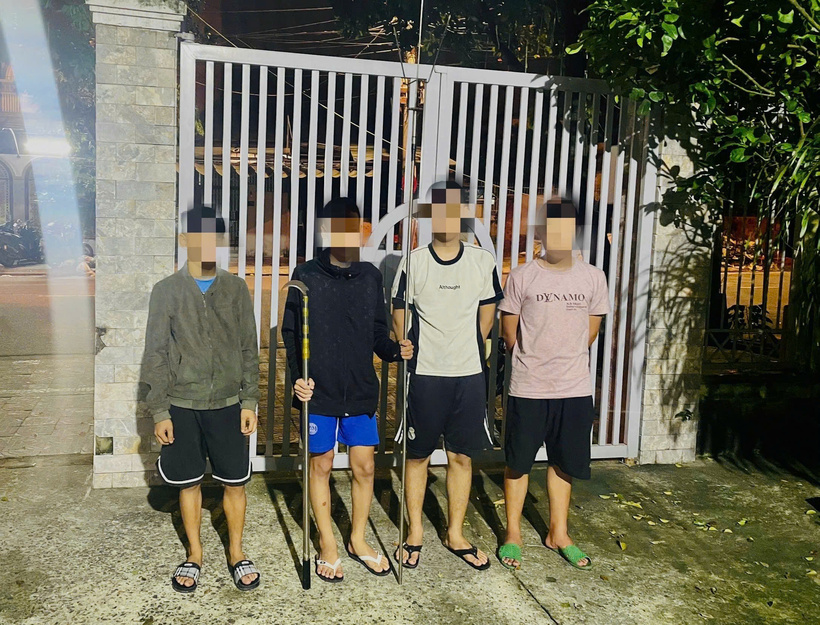 4 đối tượng vừa bị Công an phường An Khê truy xét.