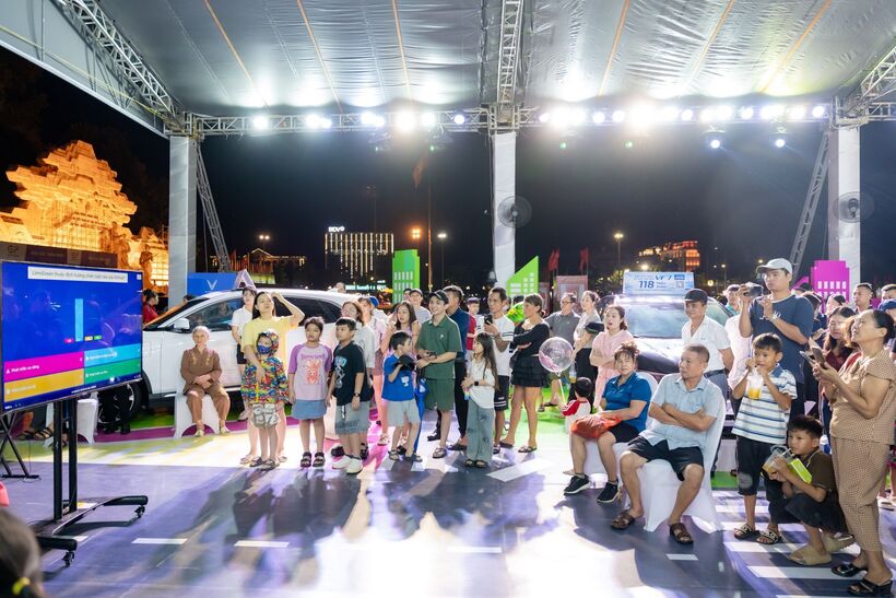 Cuộc thi Kahoot! tìm hiểu kiến thức về VinFast thu hút nhiều người dân tham dự.