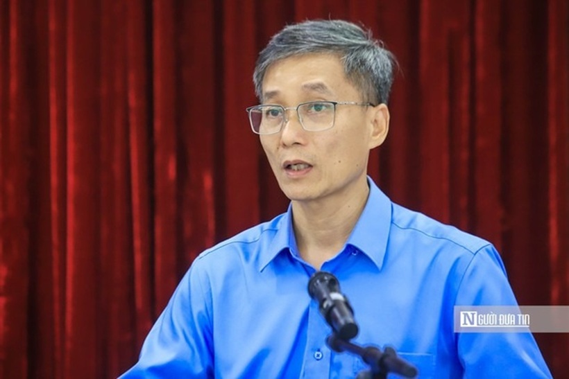 Đồng chí Nguyễn Khánh Ngọc - Bí thư Đảng uỷ, Chủ tịch Hội Luật gia Việt Nam phát biểu.