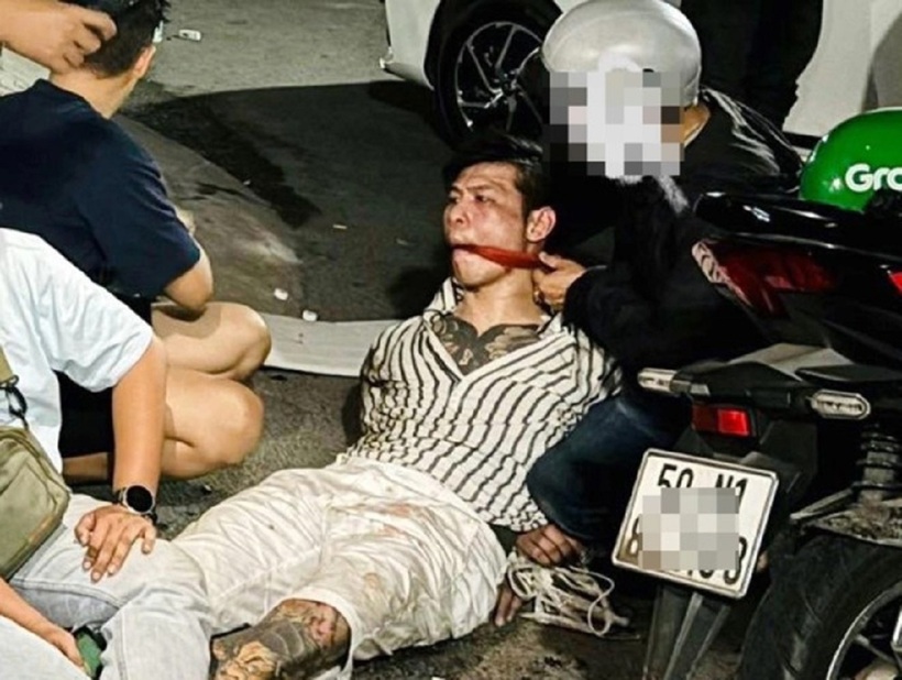 Công an TP.HCM khống chế, bắt Tú "cơ". Ảnh:VnExpress