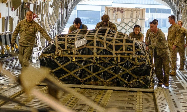 Những cuộc thảo luận về viện trợ vũ khí giữa Ukraine và Mỹ được cho là đã bị đình trệ. Ảnh: Reuters