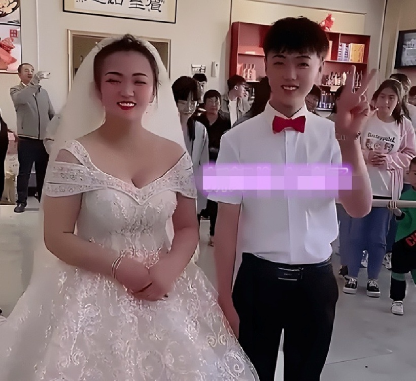 Chàng trai 20 tuổi cưới vợ hơn 16 tuổi. Ảnh: Đời sống và Gia đình.